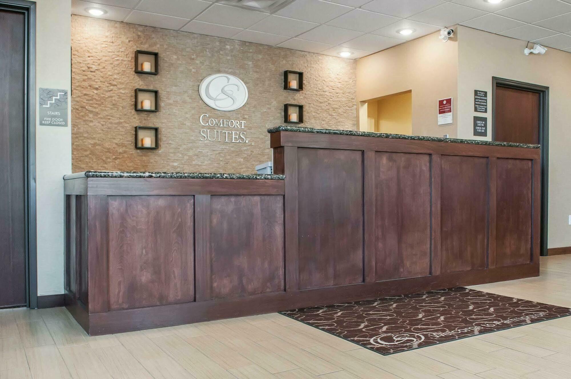 Comfort Suites פרמינגטון מראה חיצוני תמונה